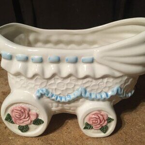 PLANTER BABY CARRIAGE IT'S A BOY GIFT STROLLER CERAMIC VINTAGE ROSES GIFTWARES